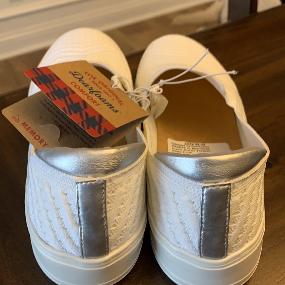 Dearfoams - Picture 2 of 6